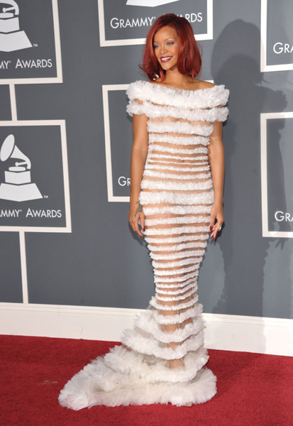 2011 Grammy Fashion…
